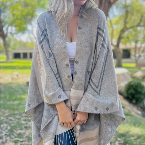 Grey Multi Aztec Ruana with Tassel - Picture 3 of 4